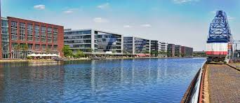 Duisburgs innenhafen ist schon lange als erste adresse für kultur, kneipen und clubs bekannt. Ihr Makler Fur Duisburg Bocker Wohnimmobilien Gmbh