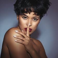 Sasha Redd's Instagram, Twitter & Facebook