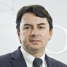 Pablo Arroyave's Instagram, Twitter & Facebook