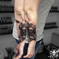 Alice im wunderland tattoo vorlagen. Marco Pikass Hase Von Alice Im Wunderland Tattoos Von Tattoo Bewertung De