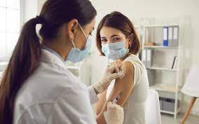 Maar de startdatum voor de nieuwe contract is op 3 mei. Hoe Werken De Vaccins Tegen Corona En Welke Bijwerkingen Kun Je Krijgen Dit Wil Je Weten Voordat Je Een Prik Krijgt Update Dagblad Van Het Noorden