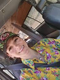 Hi guys, I just want to introduce myself and hope it's okay to be here as a  german girl ☺️ I am Alex and I live in Essen im Ruhrgebiet. It's more