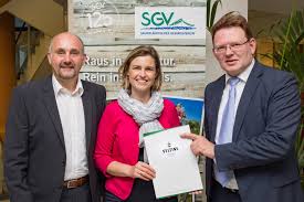 Steyr az eisenwurzen tájegység része. Klares Signal Fur Verlassliche Partnerschaft Menden Sauerland