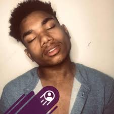 Are you a drag queen? You don't look like a drag queen but you feel like a  drag queen? Feel, feel like a drag queen! I felt so gorgeous in this power