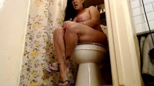 Toilet Farts Flipflops two Girls 1 toilet