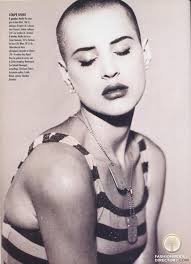 Photo of fashion model Eve Salvail