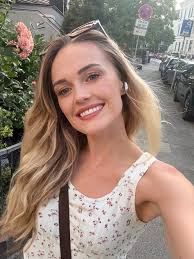 Hey all! I am looking for an apartment to rent/sublet from 1 November. I am  28 years old, South African, and have been living in Germany for nearly 3  years. I am