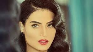 وكانت قد تصدرت حورية فرغلي، تويتر وذلك بعد تسجيلها فويس صوتي و انتهائها من جلسات الأكسجين وطالبها الطبيب الأمريكى العالمى بريومى طالب بأن تخضع لـ 20 جلسة أكسجين، حتى يتمكن الجسم والفم والأنف من الامتلاء بالأكسجين، لاسيما أن هناك خلايا جذعية تم. Ø¬Ùˆ 24 Ø¬Ø±Ø§Ø­Ø© Ø¯Ù‚ÙŠÙ‚Ø© Ù„ØªØ±Ù…ÙŠÙ… Ø£Ù†Ù Ø­ÙˆØ±ÙŠØ© ÙØ±ØºÙ„ÙŠ Ù…Ù† Ø¹Ø¸Ø§Ù… Ù‚ÙØµÙ‡Ø§ Ø§Ù„ØµØ¯Ø±ÙŠ