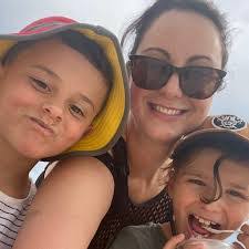 Kristy Bowles's Instagram, Twitter & Facebook