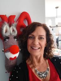 We had the most amazing birthday cake this week from Bareface Cake Co, it  was carrot cake inside and really was a little taste of luxury definitely  not your average birthday cake