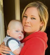 Braintree: Mum "disgusted" with £75 parking fine at Braintree Freeport