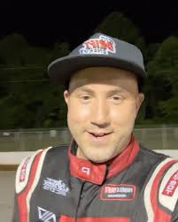 A hand full of geeks that'll never beat cheeks” hahahaha so good. #repost  @robertfrank615 ・・・ Storm #area51 @robert_frank615