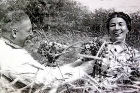 Она была одним из самых популярных исполнителей в ссср. Lidiya Ruslanova Biografiya Tvorchestvo Lichnaya Zhizn Fotografii I Vystupleniya Pevicy