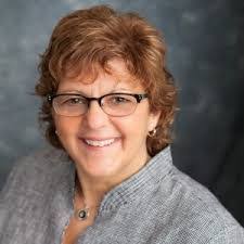 Robin Burnett's Instagram, Twitter & Facebook