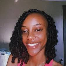 Leanne Tharp's Instagram, Twitter & Facebook