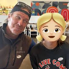 Ella Gaines's Instagram, Twitter & Facebook