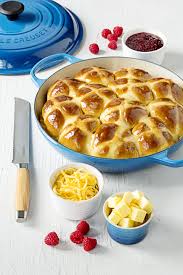 Le Creuset Signature Buffet Casserole Home Baked Hot Cross Buns Le Creuset Recipes Le Crueset Recipes Le Creuset Dutch Oven Recipes