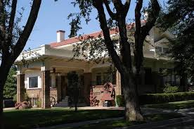 By design, craftsman houses are meant to evoke quieter, quainter times, dating back to the 20th century. 1907 Craftsman Bungalow In Rio Vista California Oldhouses Com
