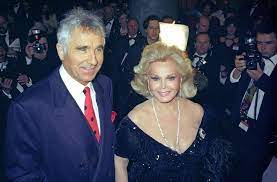 Her parents were both from jewish families. Die Hollywood Diva Zsa Zsa Gabor Ist Tot Mit Den Alluren Einer Diva Humor Und Schlagfertigkeit Machte Sie Sich Zur Hollywood Legende Obwohl Ihre Leistungen Als Schauspielerin Nicht Allzu Beachtlich Waren Stuttgarter Zeitung