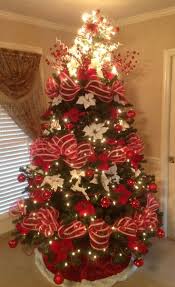 Como Decorar Un Arbol Navideno Con Malla De Red Ideas Para Arboles De Navidad Arboles De Navidad Ideas Decoracion Arbol De Navidad