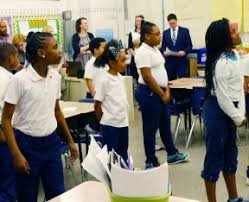 Chicago Hispanic Newspaper, Lawndale News, Hispanic Bilingual Newspapers,  Su Noticiero Bilingue » IlliniCare Sponsors Program that Combats Childhood  Obesity