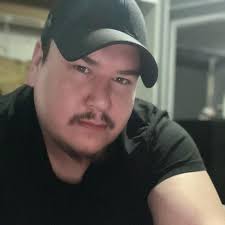 Corey Aaron Harper додаде нова...