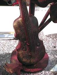 Violon En Chocolat Parseme D Or Violon Le Salon Du Chocolat Chocolat