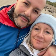 Is anyone able to recommend a mobile car valet please? My car stinks of  stale milk 🤮 so it needs a good clean. Thank you in advance