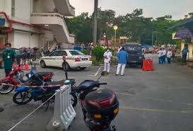 Ia pertama kali dibangun pada tahun 1981 sebagai hospital daerah dengan kemudahan 50 katil. Pembantu Perubatan Maut Jatuh Dari Tingkat 3 Hospital Astro Awani