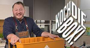 Durch die stellenbörse azubiyo bin ich neugierig auf sie geworden und bewerbe mich um eine ausbildung als koch ab september in career koch_köchin (m/w/d) wenn es darum geht, die gäste der basf kulinarisch zu verwöhnen, möchten wir nur das beste auftischen. Koch Die Box News Termine Streams Auf Tv Wunschliste