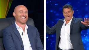 Sapevi che il suo vero nome è teodoro roberto luis teo? Teo Mammucari Battuta Di Rudy Zerbi Togliti Dai Cogli I Lanostratv