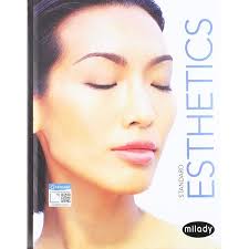 Amazon.com: Unsettling Assumptions: Tradition, Gender, Drag: 9780874218978:  Greenhill, Pauline, Tye, Diane: Books