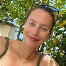 Work with Deliciously Ella