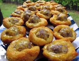 Easy Cheesy Sausage Biscuit Bites Recipe Recipe Sausage Biscuits Food Recipes