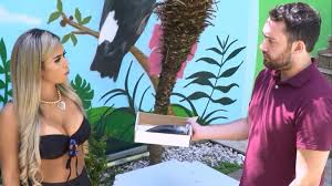 Wanessa boyer cuckold receives cuck certificate by mail sex, big ass movie