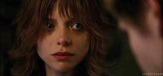 Ficha Grace Bertrand