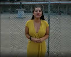 Es la segunda de tres hermanos y en 2001 se volvió una persona pública tras su ingreso a la casa de. El Big Data Golpeadora Y Vengativa Viralizan Historia Oculta De Sandra Cuevas