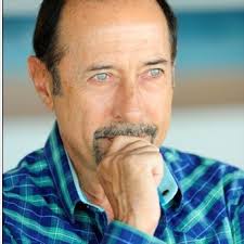 Con bastante tiempo libre, ahora se dedica a escribir un libro. Guillermo Francella Critico La Remake De El Secreto De Sus Ojos