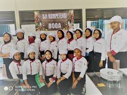 Universitas negeri semarang merupakan salah satu ptn terbaik di indonesia. Tata Boga Atau Tata Boga