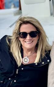 Travel tile sets with thick tiles and pushers?