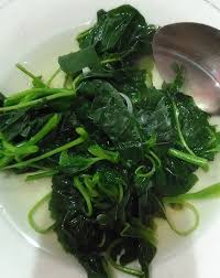 Sebelum memasak, cuci daun bayam dengan benar. Resep Sayur Bayam Bening Sehat Lezat Mudah Dibuat Resep Hari Ini