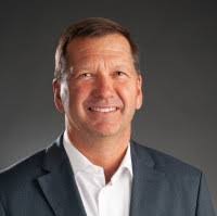 Robert Courteau's Instagram, Twitter & Facebook