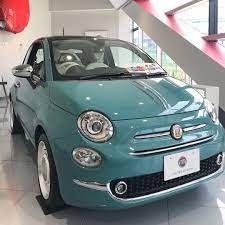 ガレーヂ伊太利屋 fiat abarthお台場さんはinstagramを利用しています 500 anniversario 往年のnuova500を彷彿とさせるボディーカラーとビンテージロゴをあしらった特別限定車です 車両本体価格2 365 200円 in fiat 500 fiat cars fiat 500c
