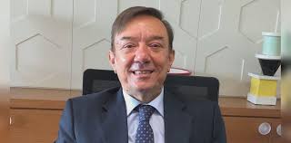 In 1992, due to legge amato, the banking operation and the ownership were separated into a società per azioni and banking foundation ente cassa di risparmio di firenze. Upzsjyjhfdc1jm