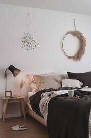 Saliha Yuce Adli Kullanicinin Bedroom Panosundaki Pin Yatak Odasi Dekorasyon Fikirleri Yatak Odasi Ic Mekan Ve Banyo Dekorasyonu