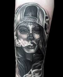 Die möglichen gestaltungen scheinen hier unendlich zu sein. 50 La Catrina Tattoo Designs For Men Mexican Ink Ideas