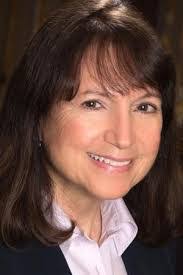 Joanne Swanson's Instagram, Twitter & Facebook