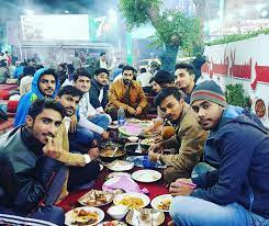 Been dreaming of beautiful soirees to end your summer days? Last Night Birthday Party By My Friend Steemit