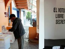 El problema es que, el año pasado, cuando la suprema corte de justicia avaló la realización de la consulta, en lugar de redactar una pregunta concreta, acordó una frase larga, inentendible y confusa que ha sido motivo de debate hasta el último momento. Esta Es La Pregunta De La Consulta Popular Del 1 Meganoticias