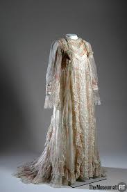 Tea Gown 1900 The Museum At Fit Tea Gown Vintage Gowns Edwardian Fashion